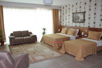 Hardal rengi batik desen yatak örtüsü